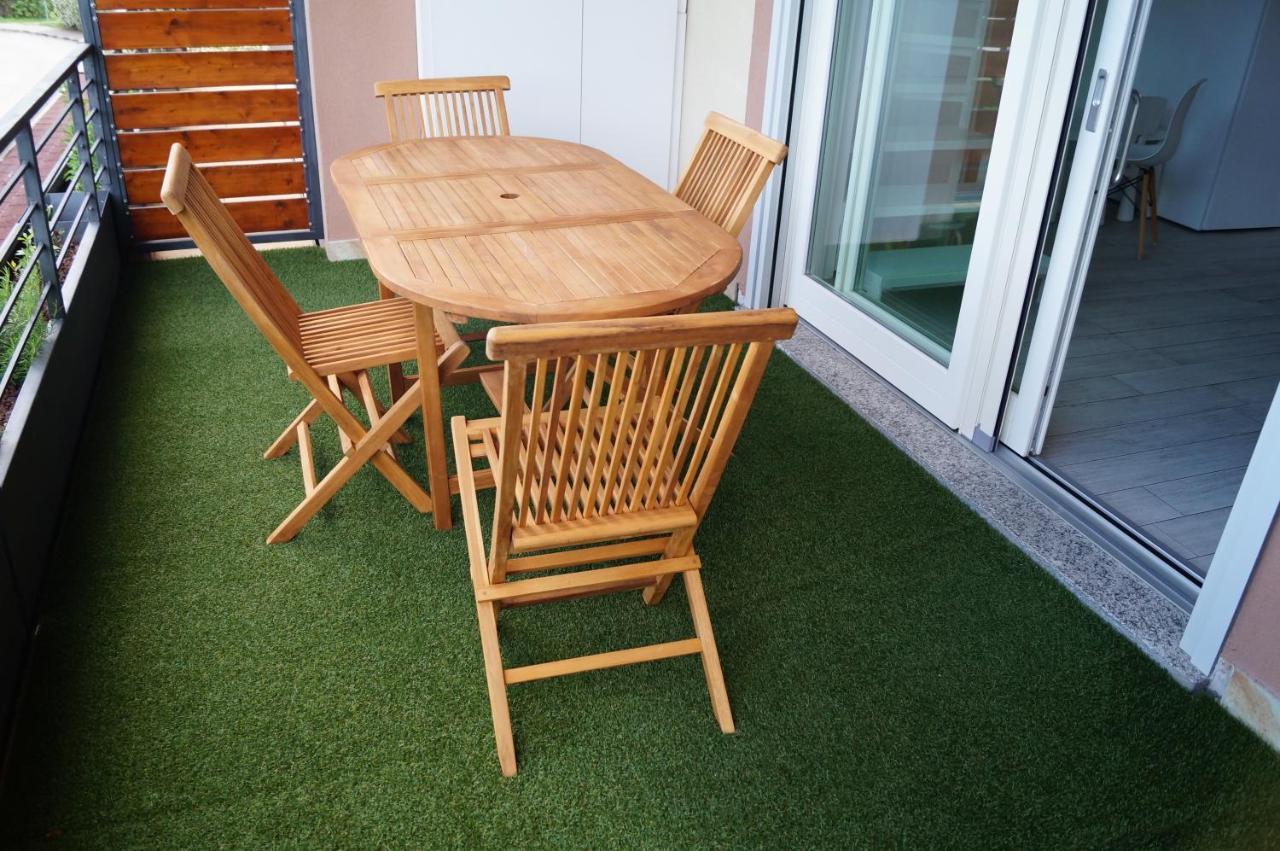 Charme Lake Loft 이스프라 외부 사진